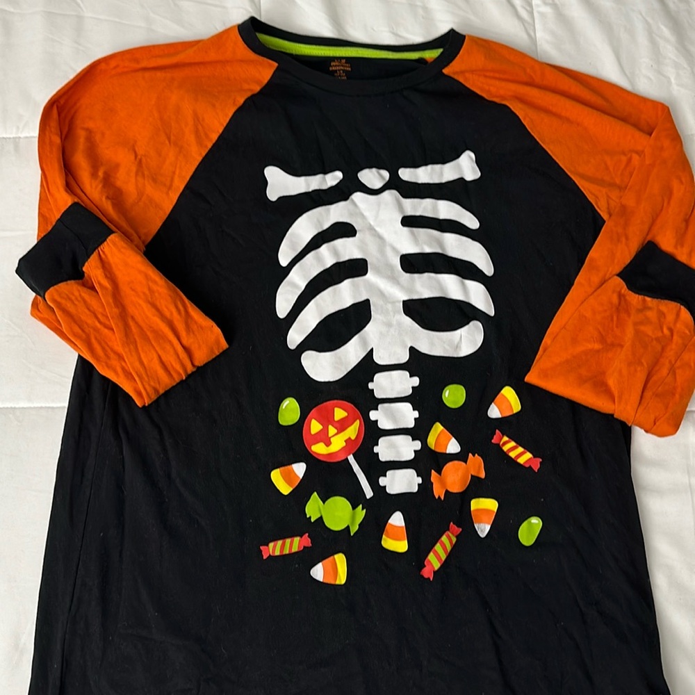 Celebrate Halloween Shirt, Size L *4 for $20*